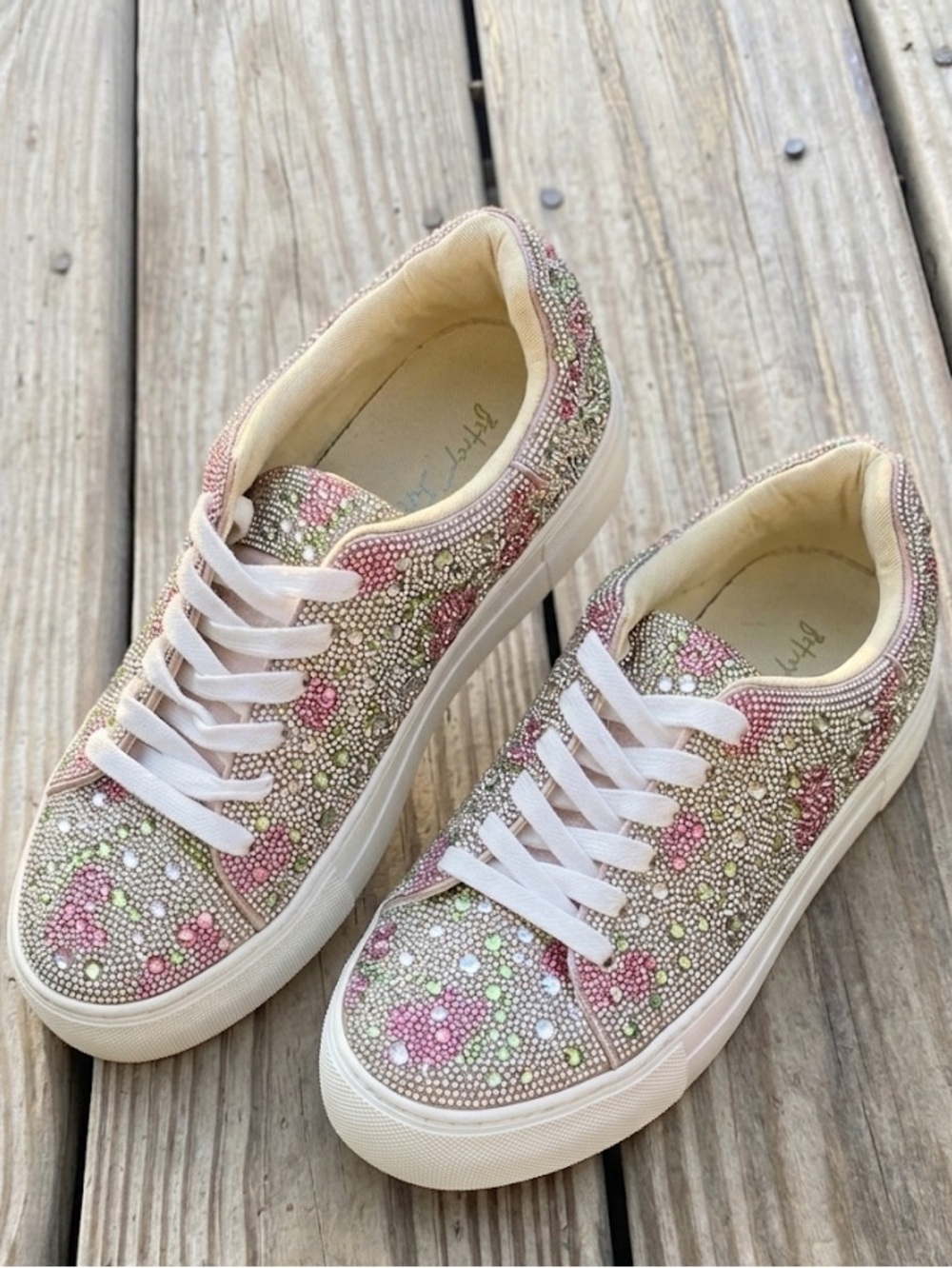 💖BETSEY JOHNSON- Sidny Floral Rhinestone Encrusted & Embellished Sneakers✨ 👟